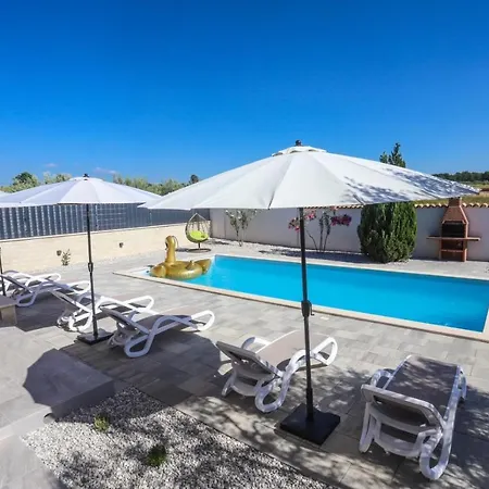 Nina With Private Pool 3* Nova Vas (Porec)