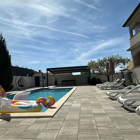 Maison d'hôtes Nina With Private Pool