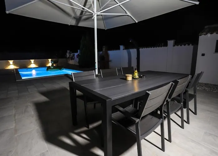 Pensionat Nina With Private Pool 3*
