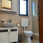 Πανσιόν Nina With Private Pool