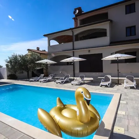 Nina With Private Pool 3* Nova Vas (Porec)